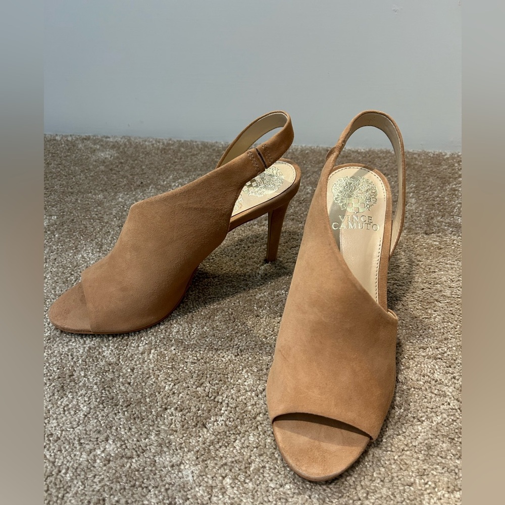 Vince Camuto Crasantha Tan Slingback Heels Size 6 1/2 M